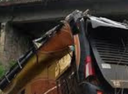 Tragedia en Argentina: Al menos nueve muertos y 29 heridos deja accidente carretero