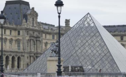 Uno intentaba escapar al extranjero: Detienen a dos sospechosos del millonario robo de joyas en el Louvre
