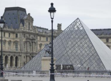 Uno intentaba escapar al extranjero: Detienen a dos sospechosos del millonario robo de joyas en el Louvre