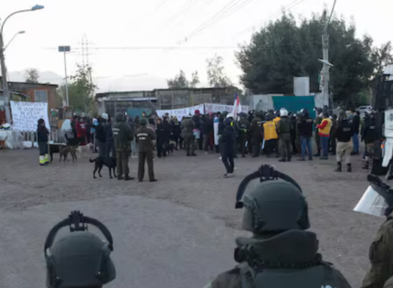 Amplio despliegue policial y municipal en La Florida para el desalojo de la toma Dignidad: hay dos detenidos