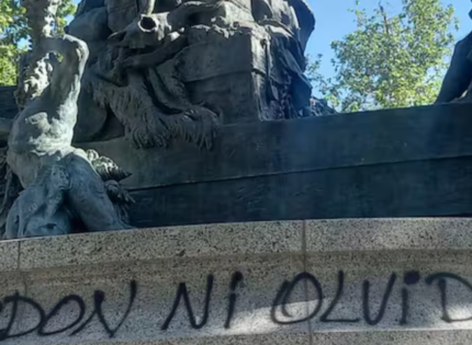 Desconocidos vandalizan renovada Fuente Alemana de Parque Forestal: municipio anuncia instalación de “reja patrimonial”