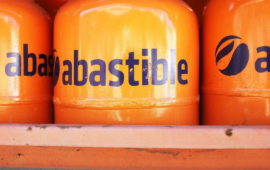 La historia del vecino que enfrentó cuentas millonarias y corte de gas: Corte exige restitución y refacturación completa