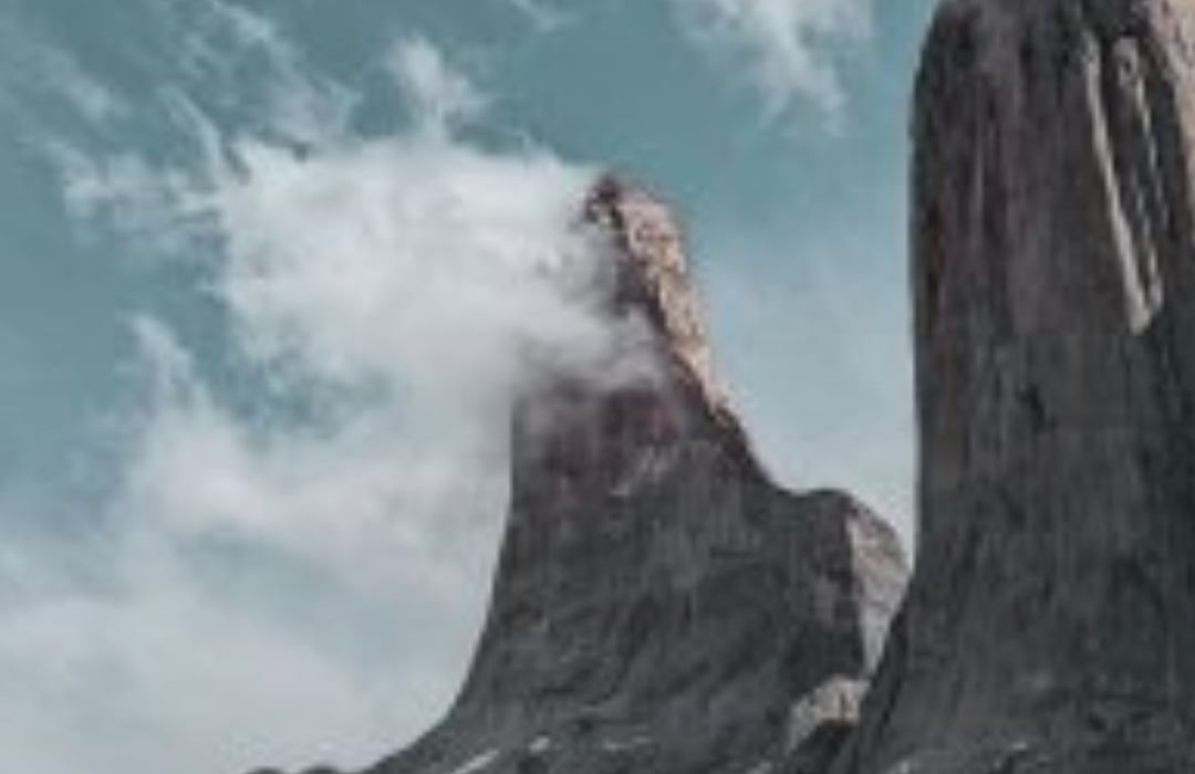 Torres del Paine: Aumentaron a cinco los fallecidos y encontraron con vida a otras cuatro personas