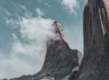 Torres del Paine: Aumentaron a cinco los fallecidos y encontraron con vida a otras cuatro personas