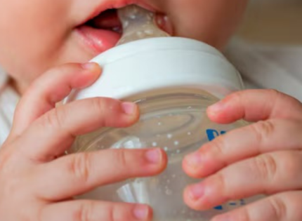 Denuncian que tías de jardín infantil de Til Til administraron sedantes a bebés: hay cinco afectados