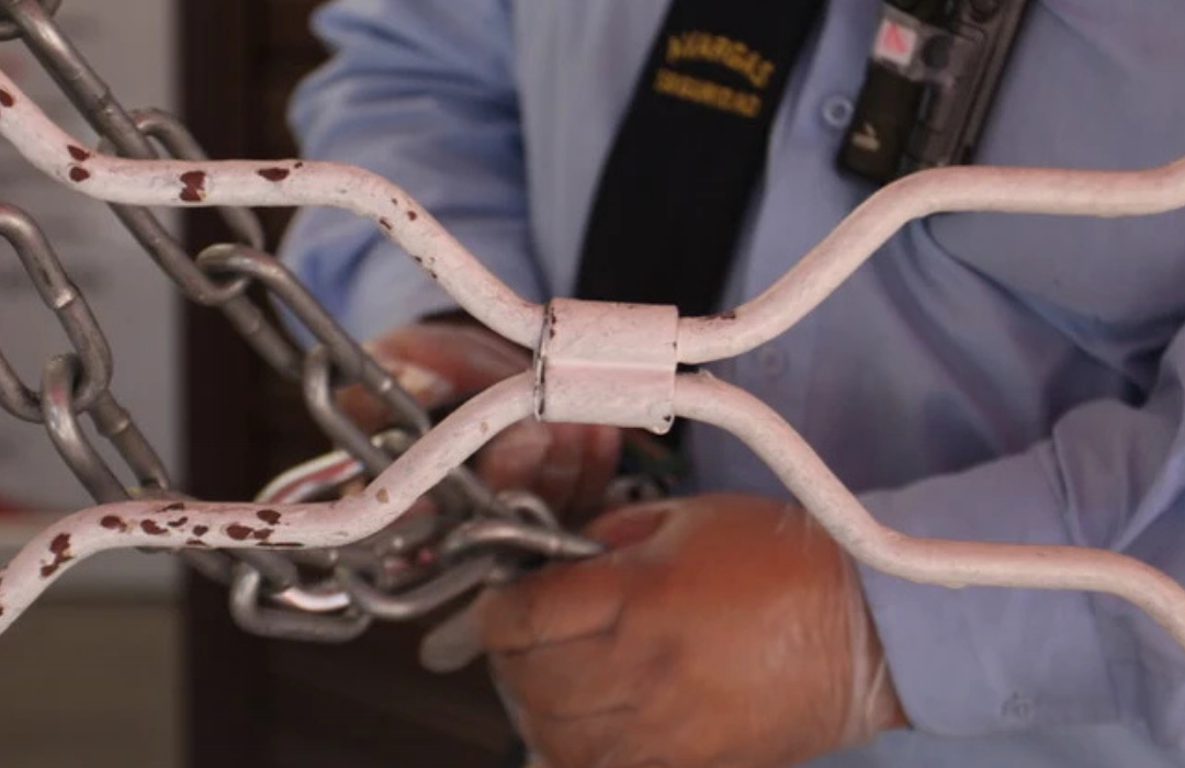 Acusaron a guardia de permitir robo por $5,5 millones y la despidieron sin pruebas: Ahora deberán pagarle $12 millones Acusaron a guardia de permitir robo por $5,5 millones y la despidieron sin pruebas: Ahora deberán pagarle $12 millones