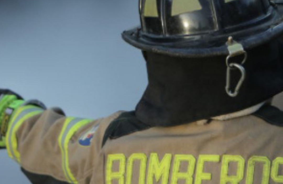 Sujetos atacan a disparos a bomberos que combatían incendio en sector rural de Concepción