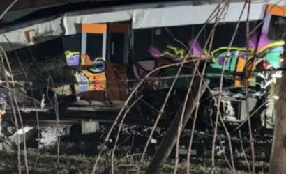 España registra dos nuevos accidentes ferroviarios: trenes descarrilaron en Barcelona dejando 1 muerto