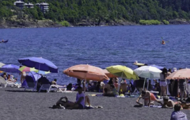 Hombre fue encontrado flotando sin vida en el sector la península de Pucón