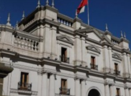 Familia de gásfiter fallecido en La Moneda denunció «silencio institucional»