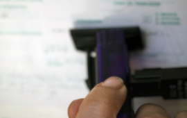 Concejal presentó certificado por faringobronquitis y viajó al norte para cantar sin descuentos en su dieta: Fijan formalización