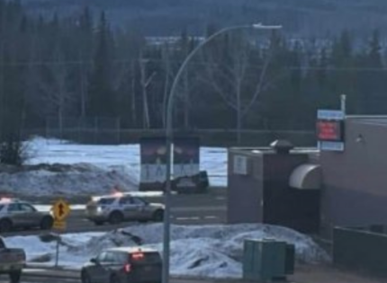 Tiroteo deja al menos una decena de fallecidos en escuela de Canadá