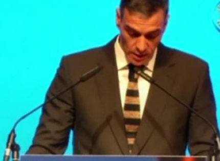 Exclusiva: La Comisión Europea rechaza la regularización de inmigrantes sin papeles propuesta por Sánchez