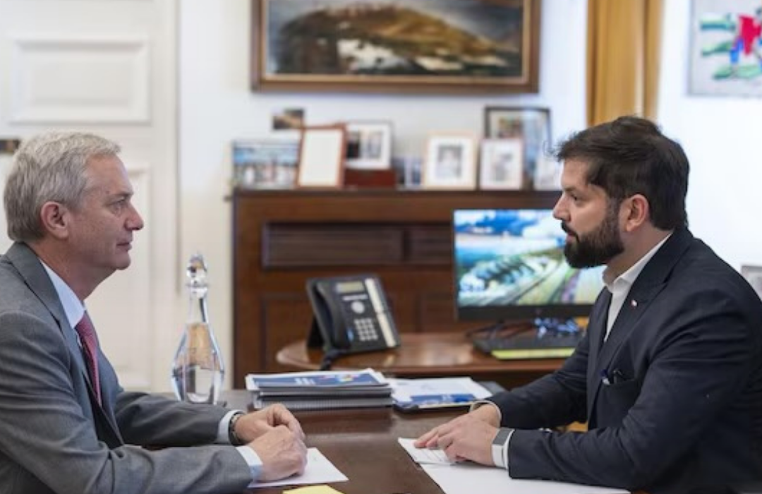 Así fue la tensa reunión de cinco minutos en la que Boric y Kast cortaron relaciones por el cable submarino a China