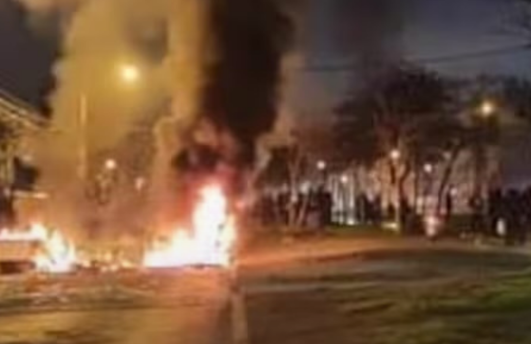 Día del Joven Combatiente: se registran primeros incidentes y desvíos preventivos del transporte público en Santiago