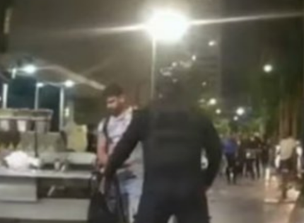 Detienen a sujeto que lanzó un balón de gas a inspector municipal en Meiggs