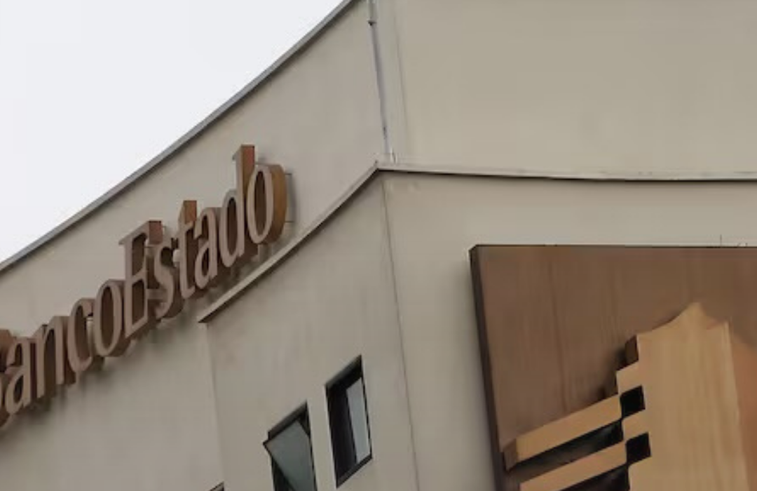 La desconocida investigación de la Fiscalía por millonario fraude que salpica a altos ejecutivos de BancoEstado