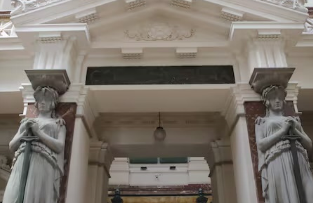 La tolerancia cero de la Suprema por trabajadores que viajaron al extranjero con licencia médica llega a la Cuarta Sala