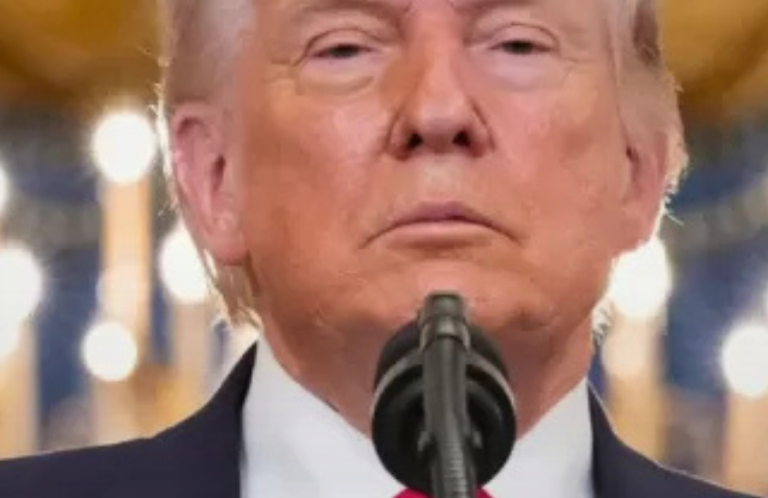 Trump amenaza con «devolver a Irán a la Edad de Piedra» y anuncia «fuerte ataque» en pocas semanas