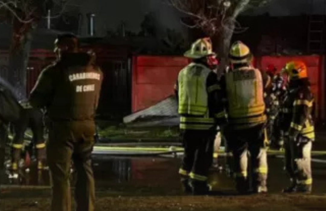 Mujer muere en incendio de casa en Chillán y su hija está grave debido a quemaduras