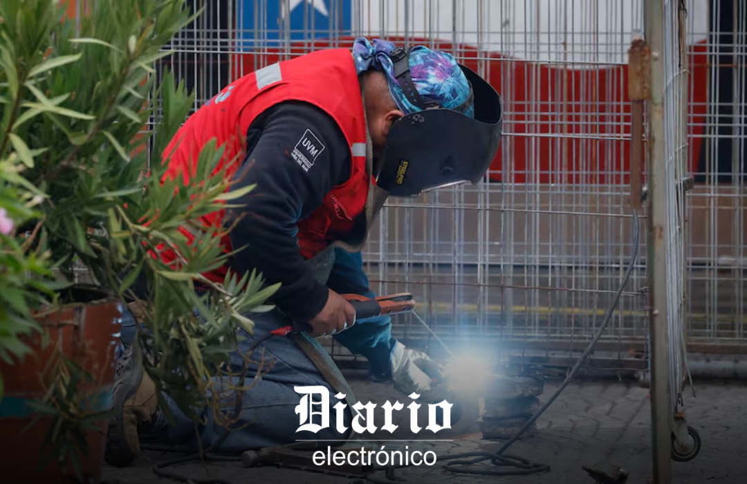 El delicado momento de la economía: Imacec cae más de lo esperado en abril y ya son cuatro meses consecutivos con números rojos