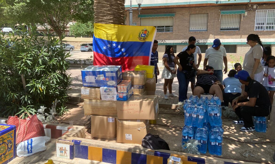 La solidaridad une a Jumilla: la comunidad venezolana lidera una emotiva recolección de ayuda para los afectados por el terremoto en Venezuela