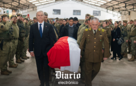 General Araya realiza ascenso póstumo de carabinero fallecido: «No es solamente un mártir más, es un héroe también»