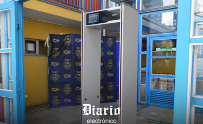 Apuñalamiento en colegio pone foco en detectores de metales: reglamento del Mineduc sigue pendiente a 4 meses de la ley