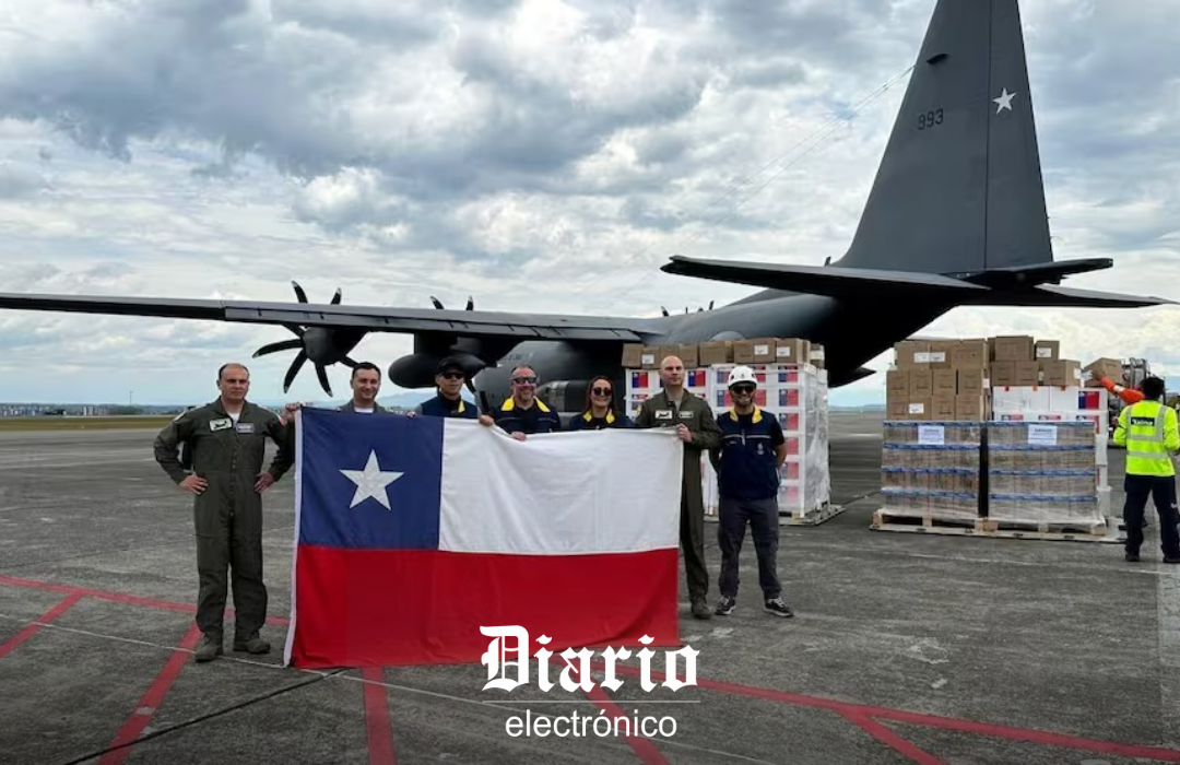 Con casi 20 toneladas de cargamento: aterriza en Colombia avión de la FACH con ayuda humanitaria tras terremoto