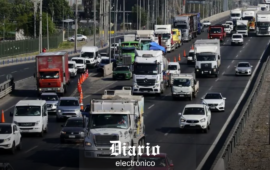 «Estamos absorbiendo todos los costos»: camioneros tras «perjudicial» nueva alza de $89 en combustibles